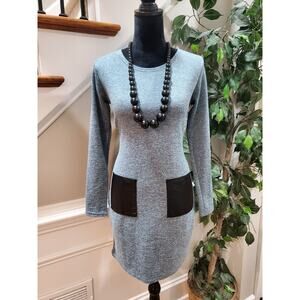 Arjen Women Green Polyester Round Neck Long Sleeves Knee Length Dress Medium